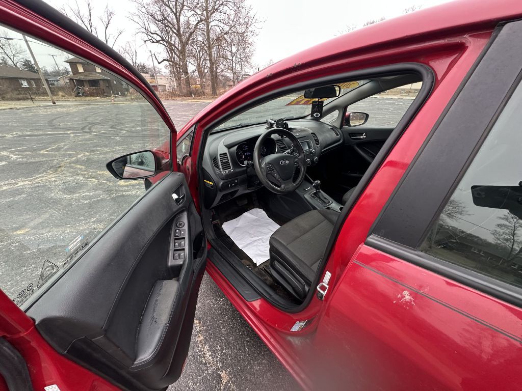 2016 Kia Forte Image 8