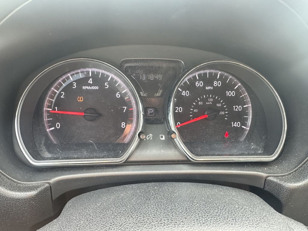 2015 Nissan Versa Image 10