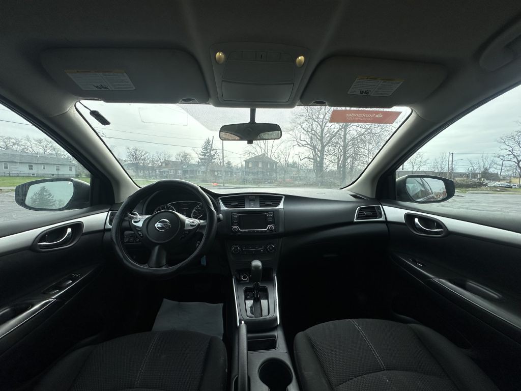 2018 Nissan Sentra Image 12