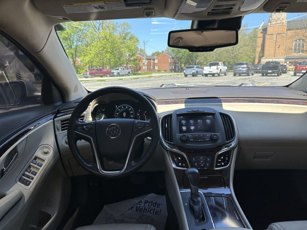 2015 Buick Lacrosse Image 11