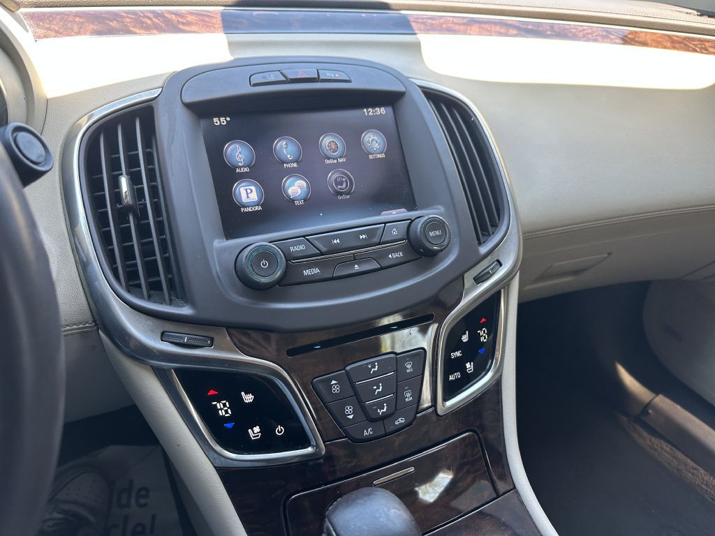 2015 Buick Lacrosse Image 13