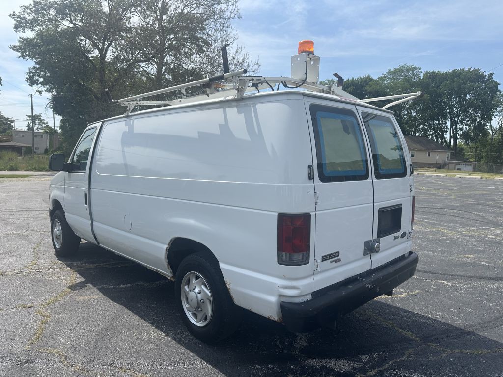 2013 Ford Econoline Image 4