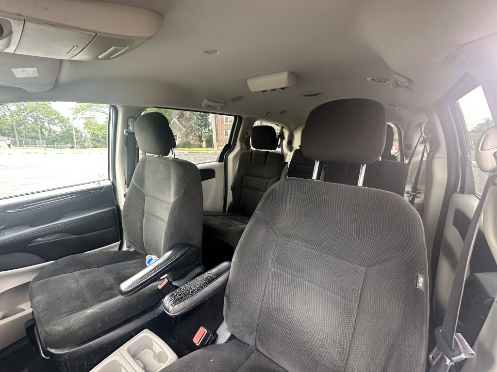 2016 Dodge Grand Caravan Image 7