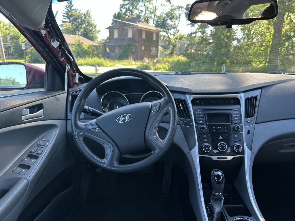 2014 Hyundai Sonata Image 14