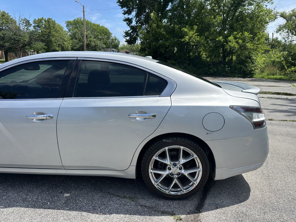 2014 Nissan Maxima Image 8