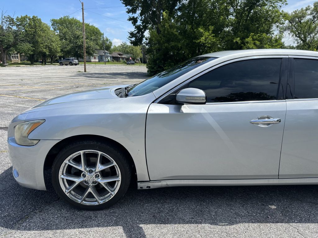 2014 Nissan Maxima Image 9