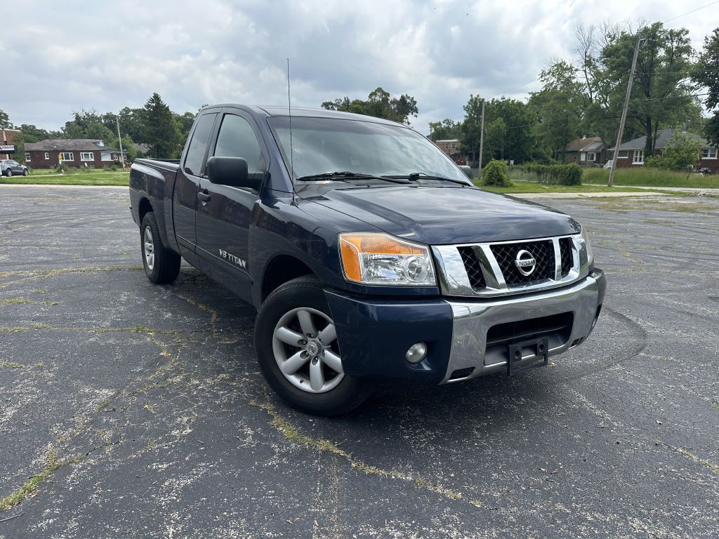 2012 Nissan Titan Image 2