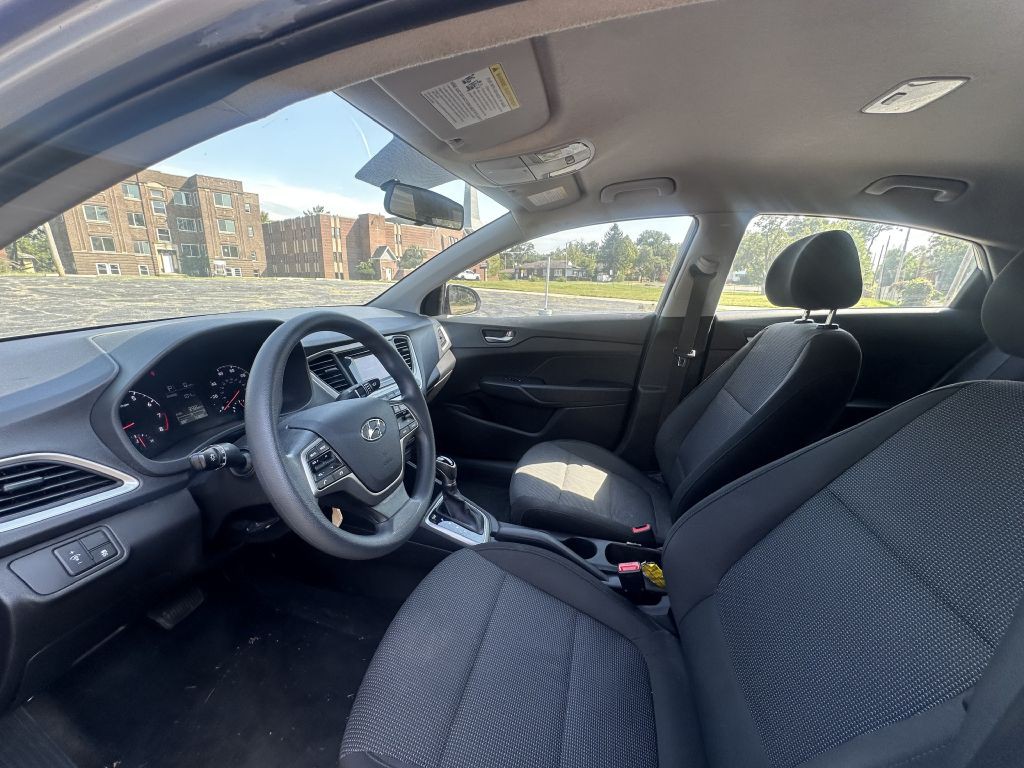 2020 Hyundai Accent Image 8