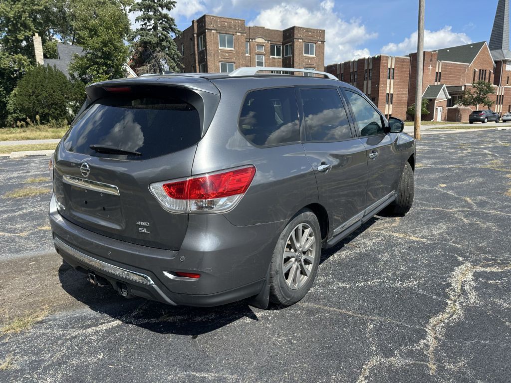 2015 Nissan Pathfinder Image 3