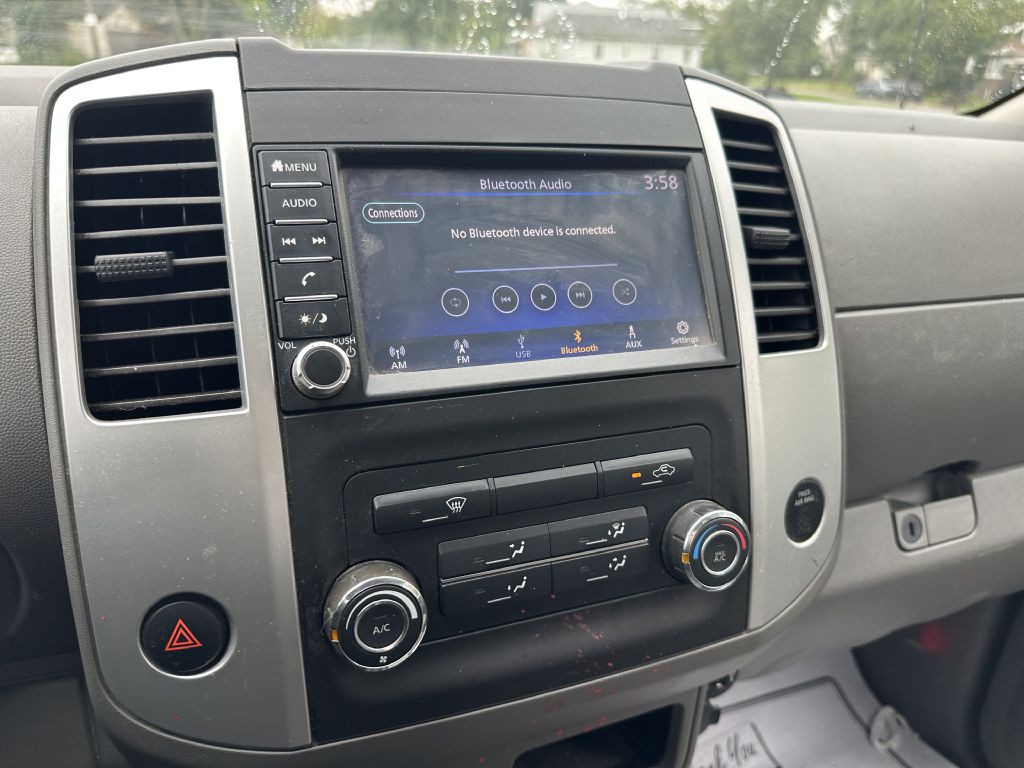 2019 Nissan Frontier Image 12