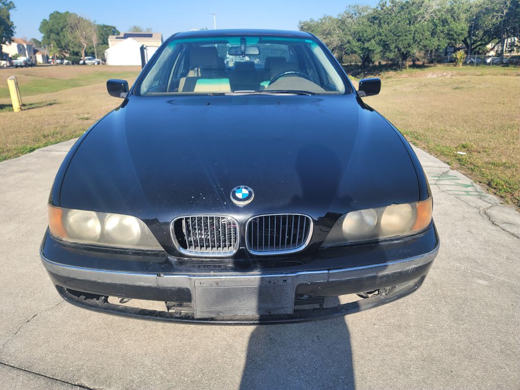 2000 BMW 5 Series Image 2