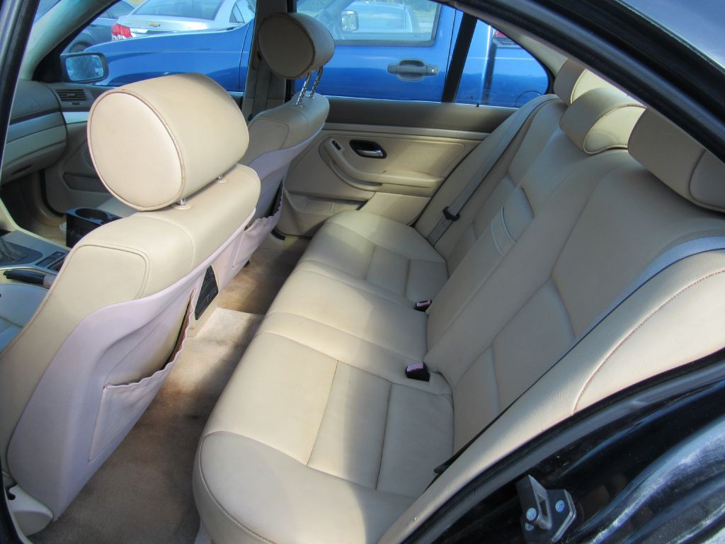 2000 BMW 5 Series Image 7