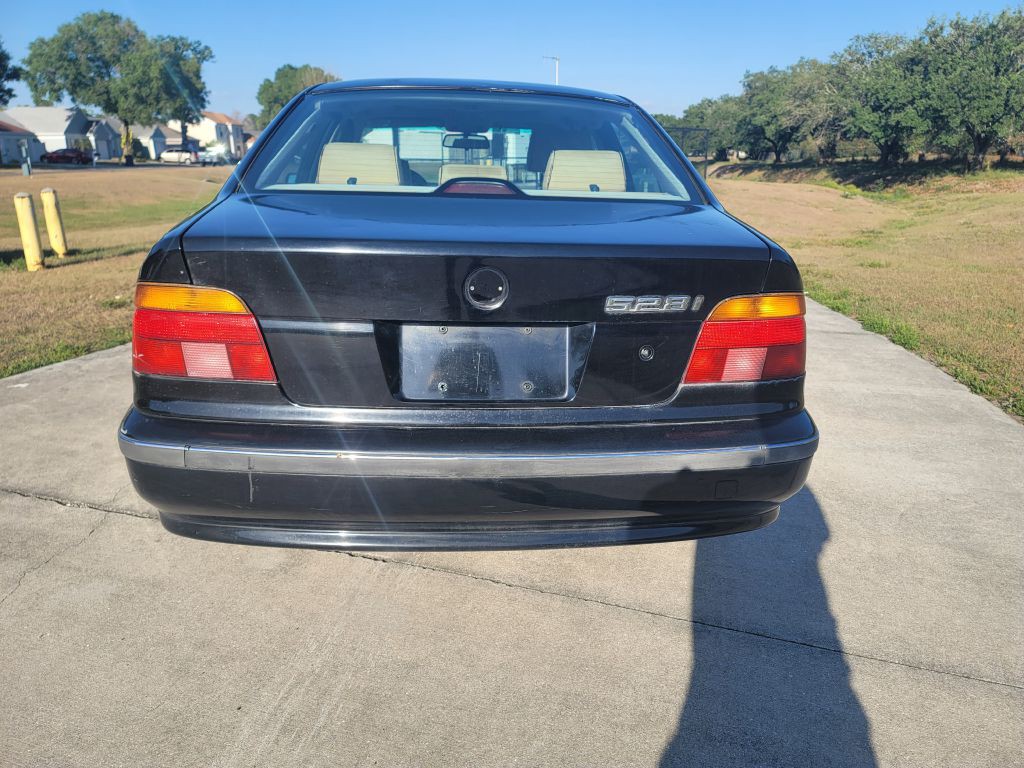 2000 BMW 5 Series Image 14