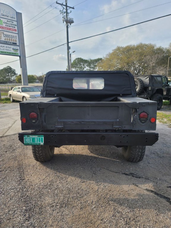 1990 AM General M998 Image 8