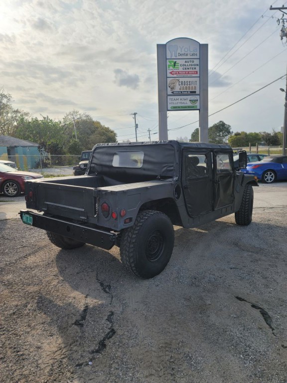 1990 AM General M998 Image 9