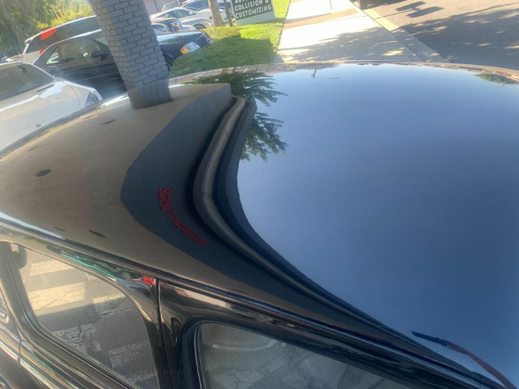 1948 Ford Deluxe Image 11