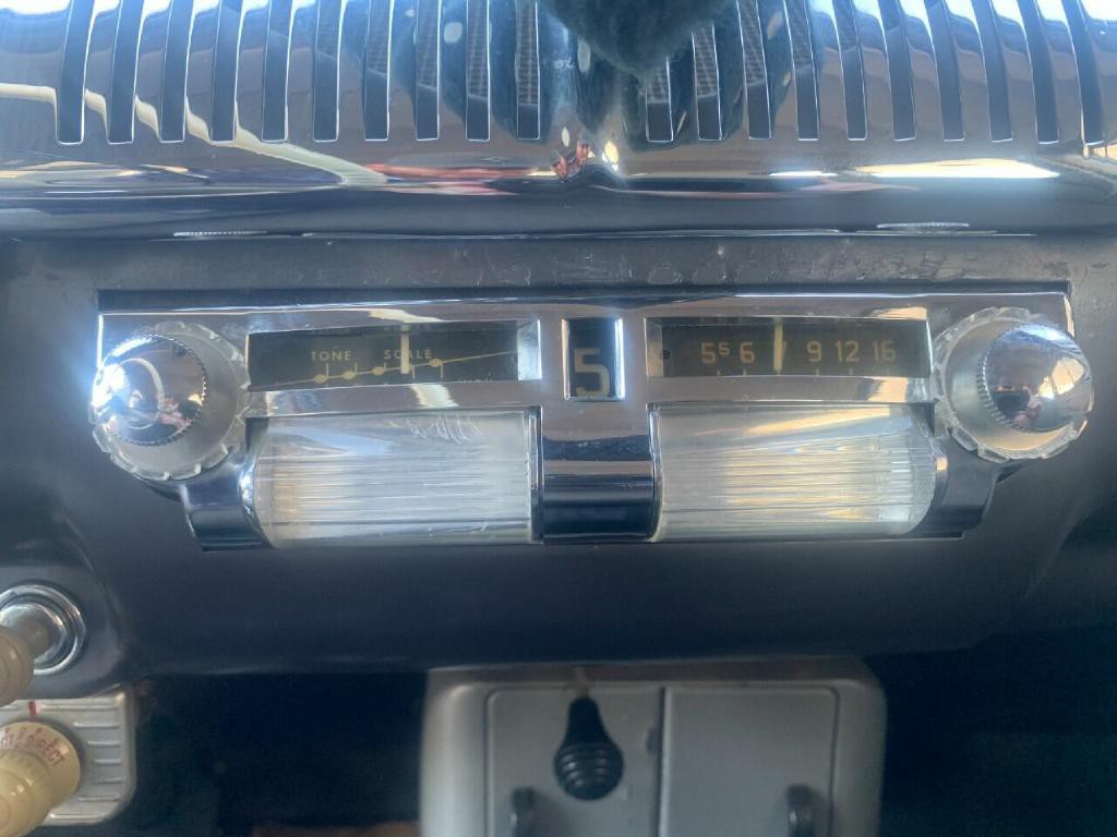 1948 Ford Deluxe Image 20