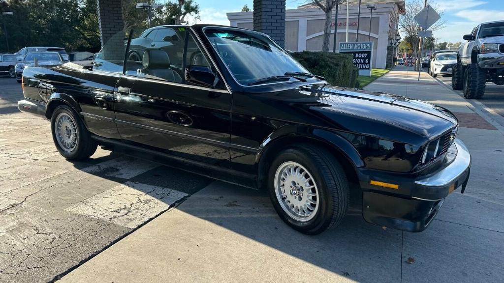 1987 BMW 3 Series Image 5