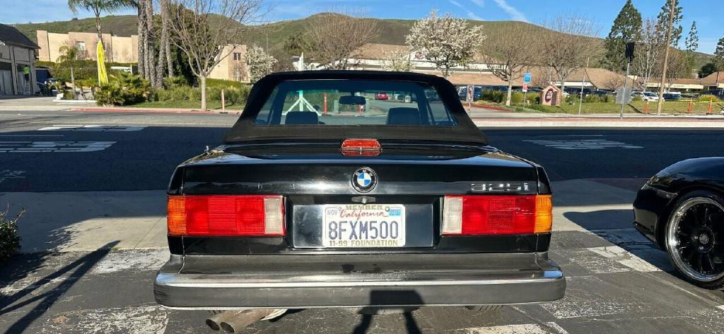 1987 BMW 3 Series Image 7