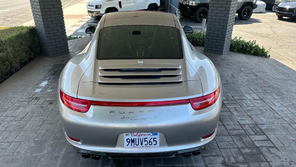 2013 Porsche 911 Image 3