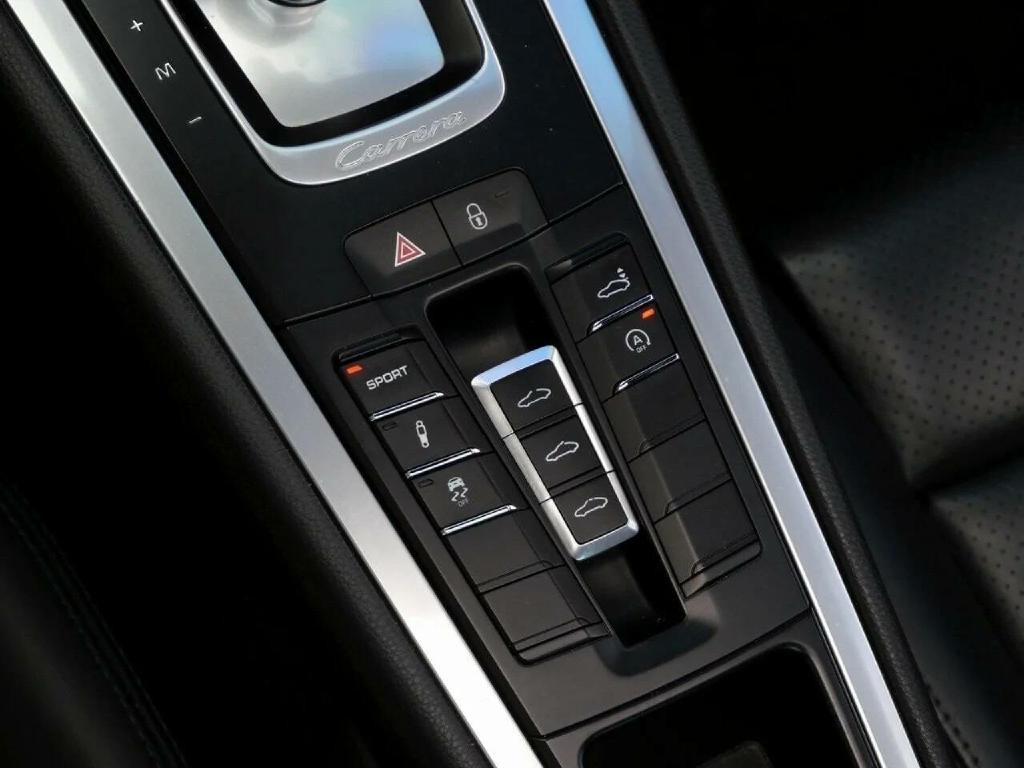 2013 Porsche 911 Image 13