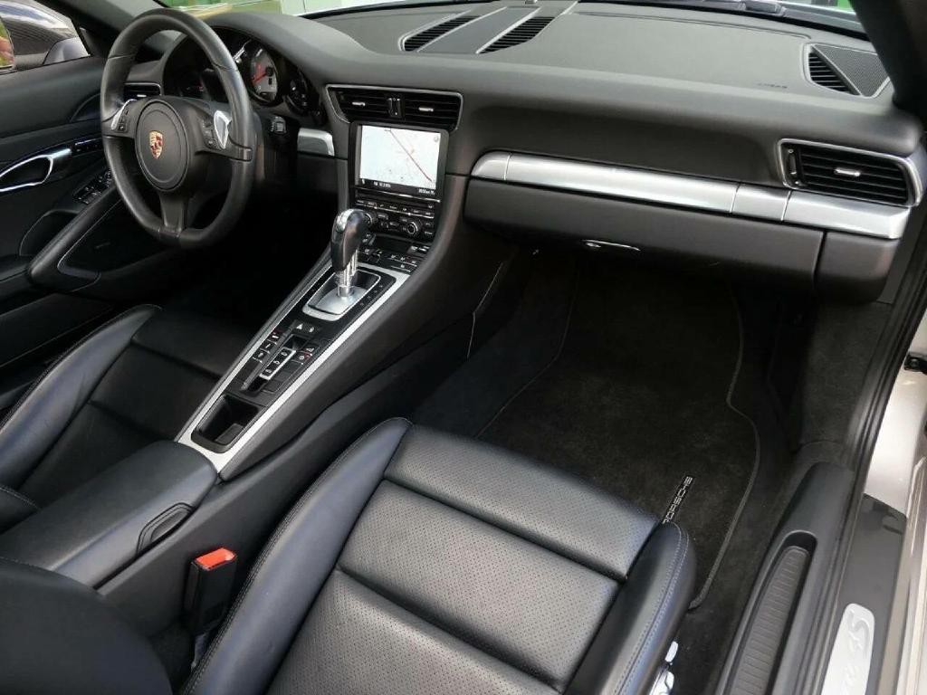 2013 Porsche 911 Image 15