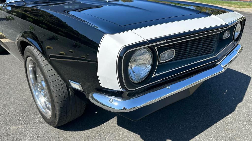 1968 Chevrolet Camaro Image 11