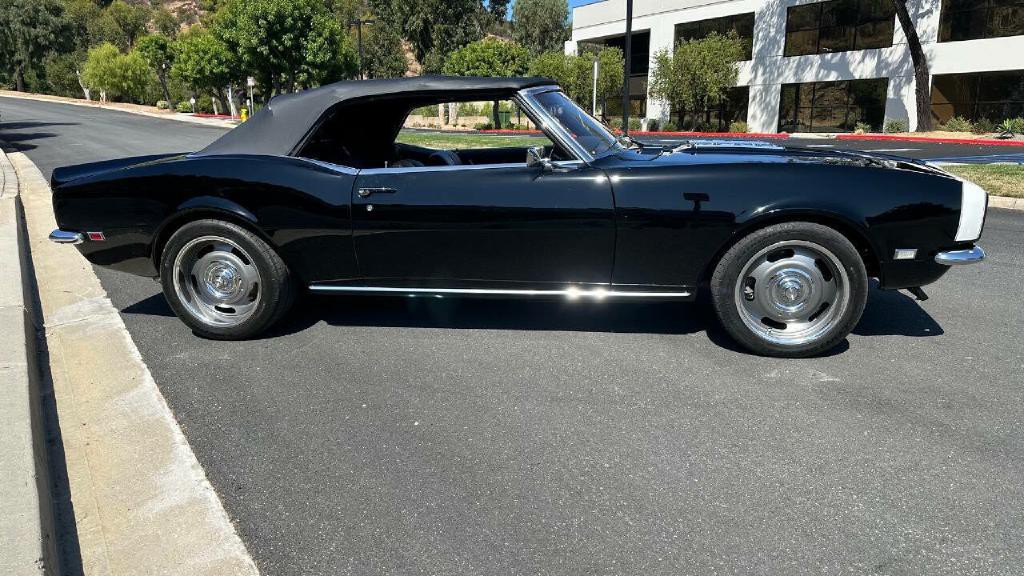 1968 Chevrolet Camaro Image 16