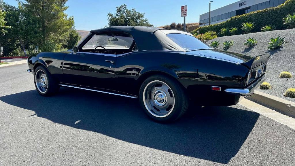 1968 Chevrolet Camaro Image 25