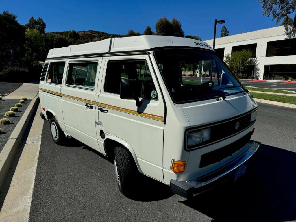 1986 Volkswagen Vanagon Image 2