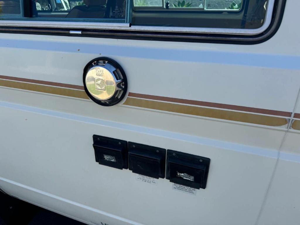 1986 Volkswagen Vanagon Image 10
