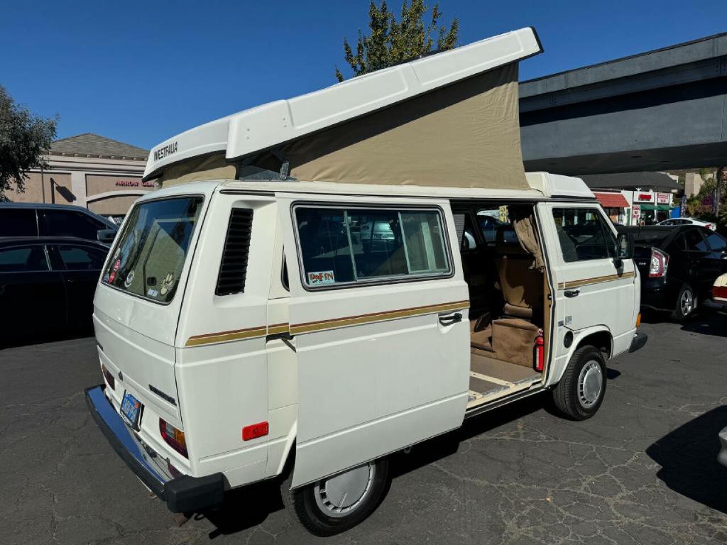 1986 Volkswagen Vanagon Image 13