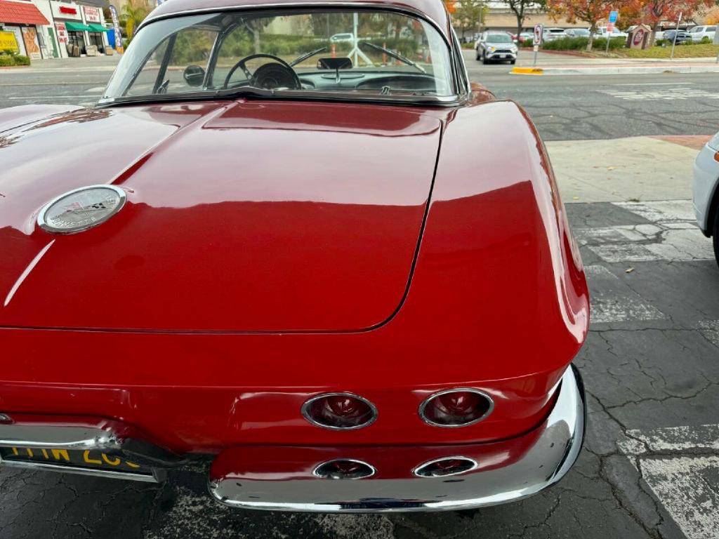 1962 Chevrolet Corvette Image 24