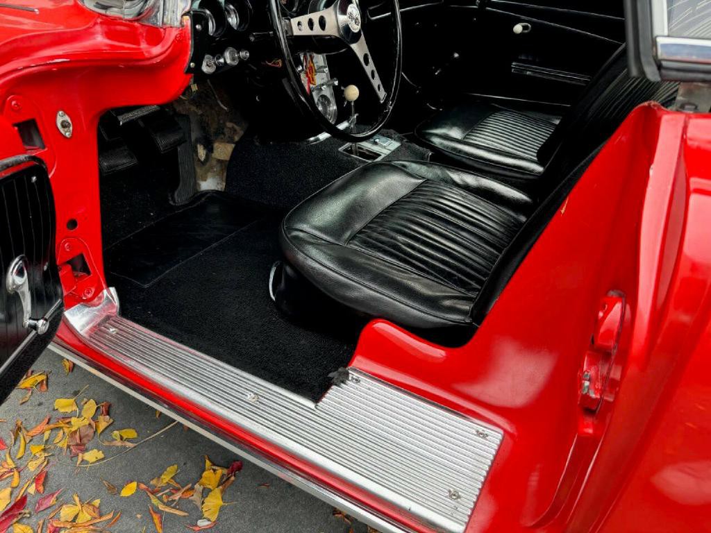 1962 Chevrolet Corvette Image 31