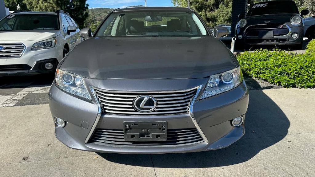 2015 Lexus ES 350 Image 2