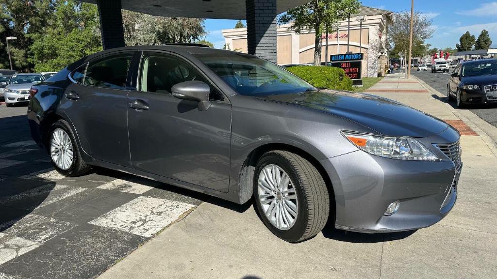 2015 Lexus ES 350 Image 3