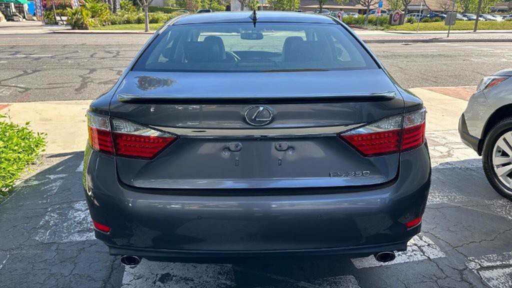 2015 Lexus ES 350 Image 5