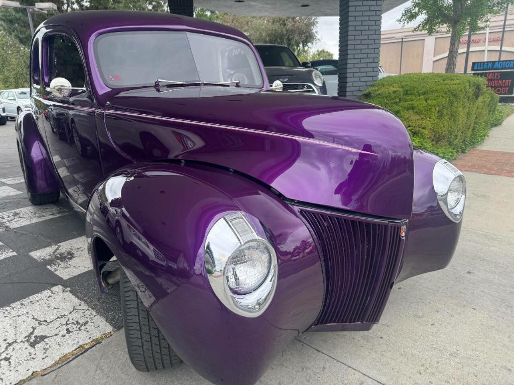 1940 Ford Coupe Image 10