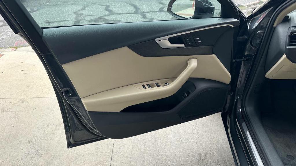 2019 Audi A4 Image 8
