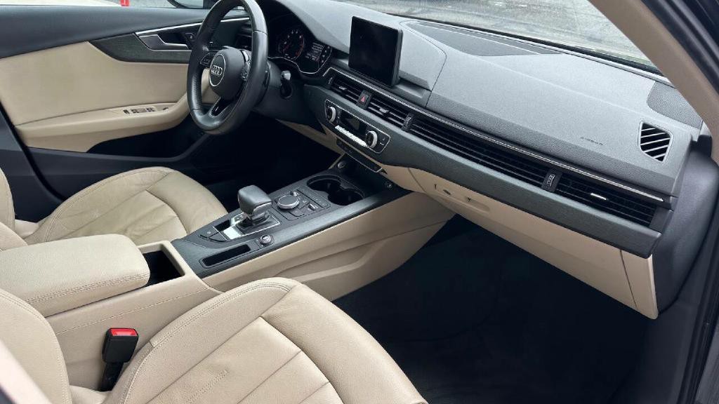 2019 Audi A4 Image 16