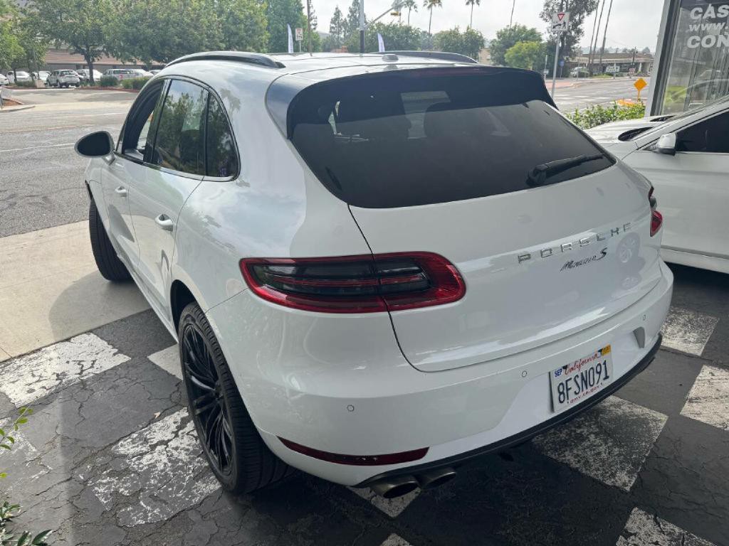 2018 Porsche Macan Image 4