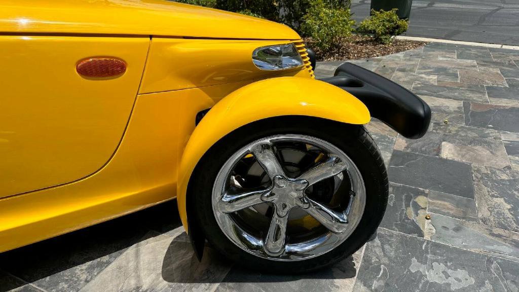 2002 Chrysler Prowler Image 5