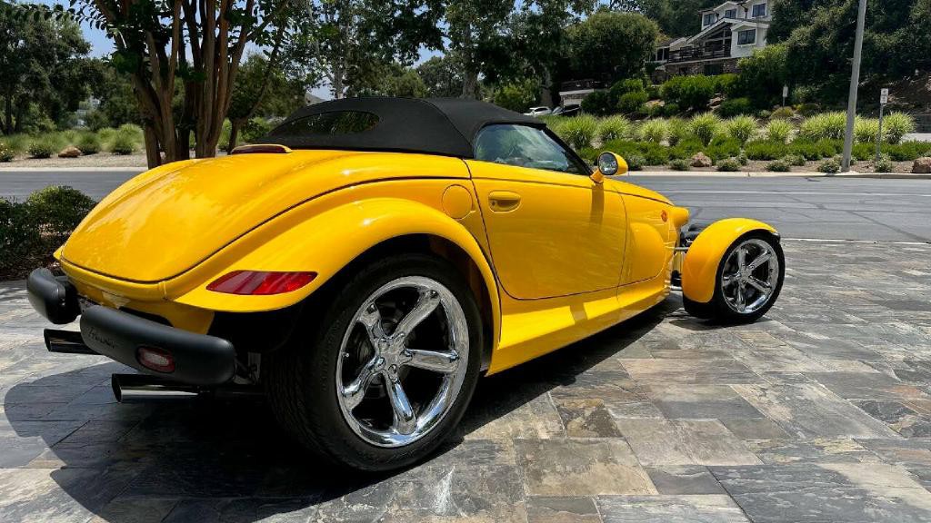 2002 Chrysler Prowler Image 6