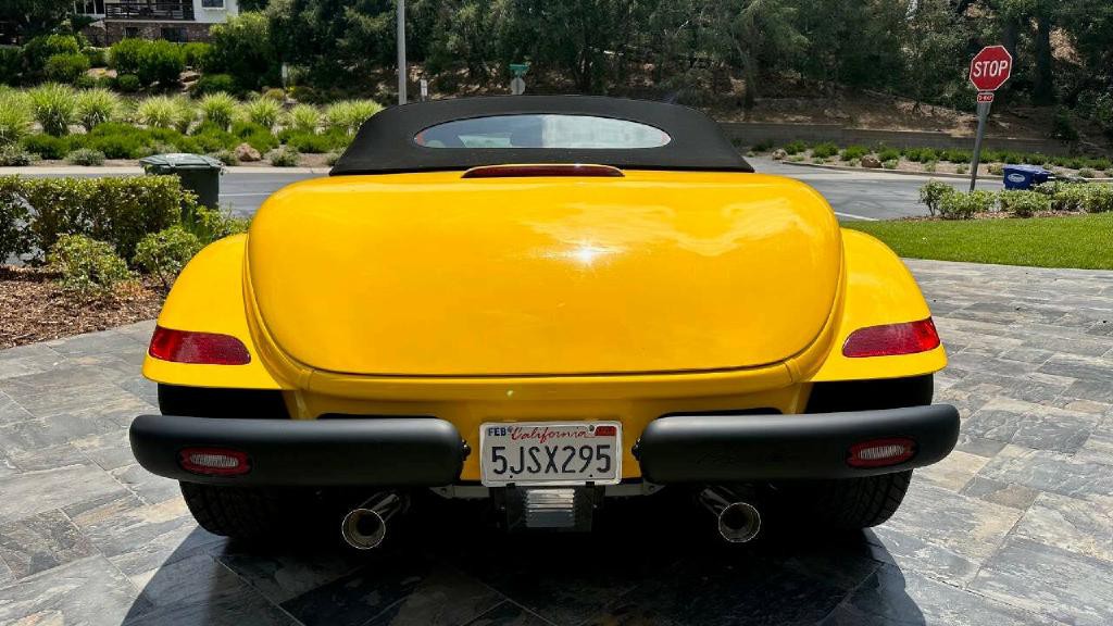 2002 Chrysler Prowler Image 8