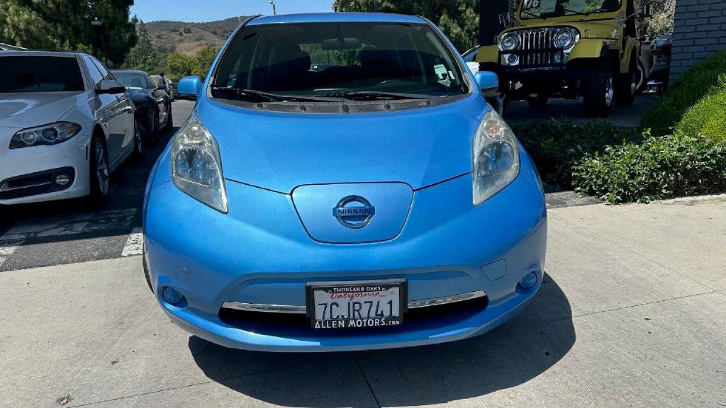 2013 Nissan Leaf Image 2