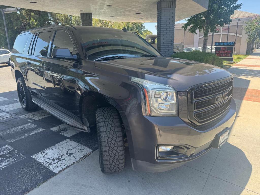 2015 GMC Yukon Image 2