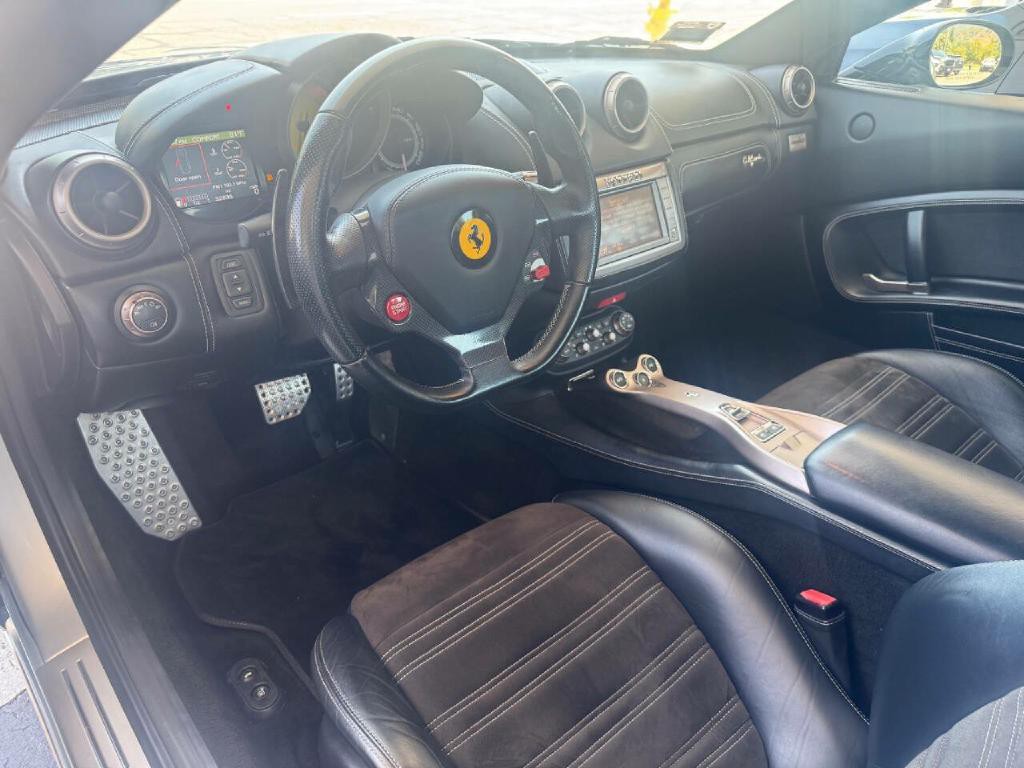 2012 Ferrari CALIFORNIA Image 20