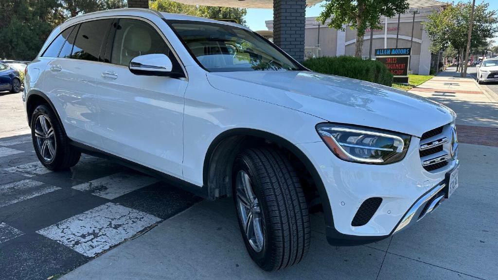2021 Mercedes-Benz GLC-Class Image 3