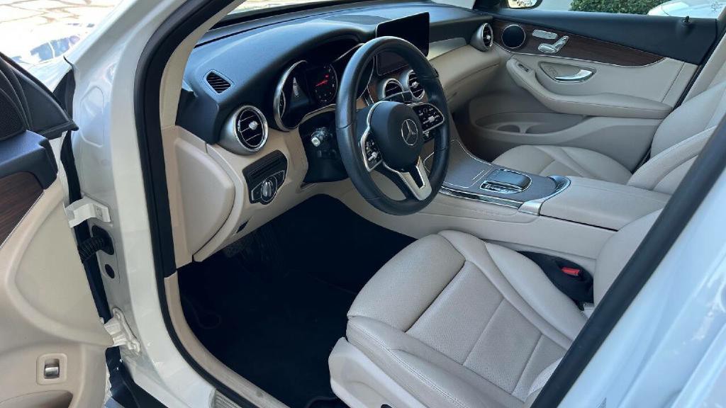 2021 Mercedes-Benz GLC-Class Image 9
