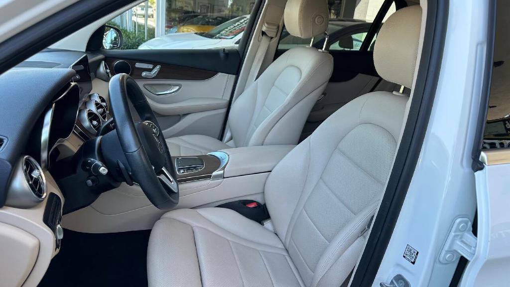 2021 Mercedes-Benz GLC-Class Image 10